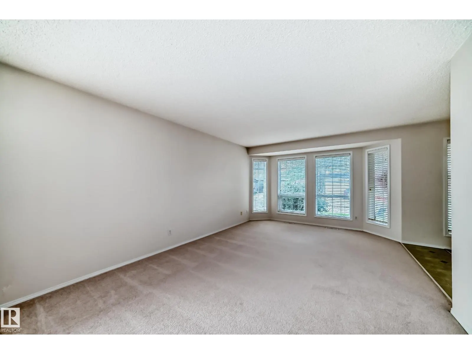 17215 88 ST NW