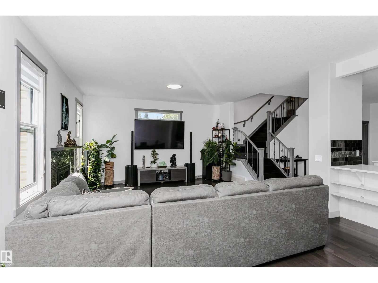 7703 GETTY WD NW