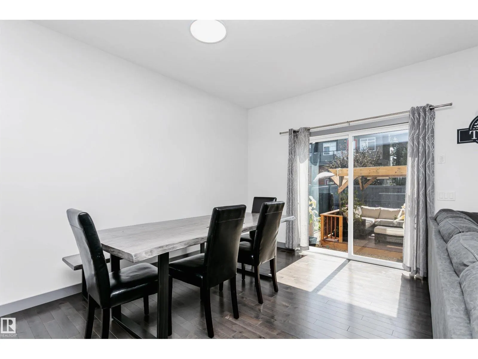 7703 GETTY WD NW