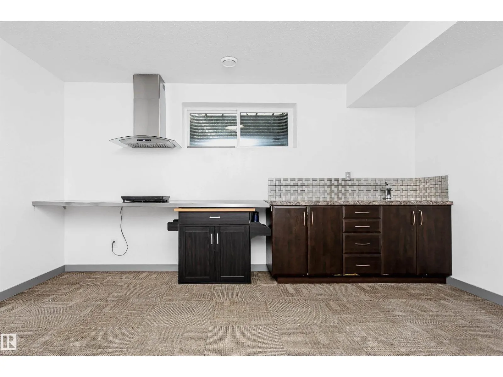 7703 GETTY WD NW