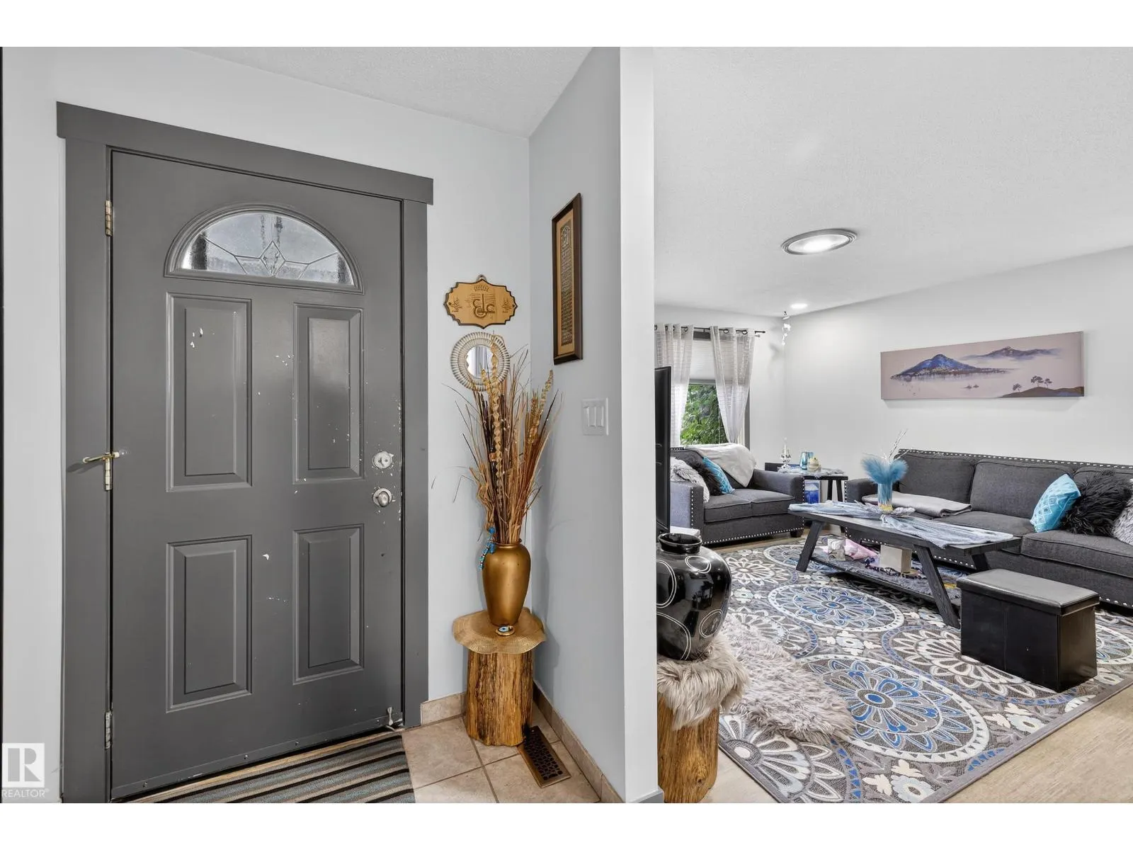 10304 164 AV NW