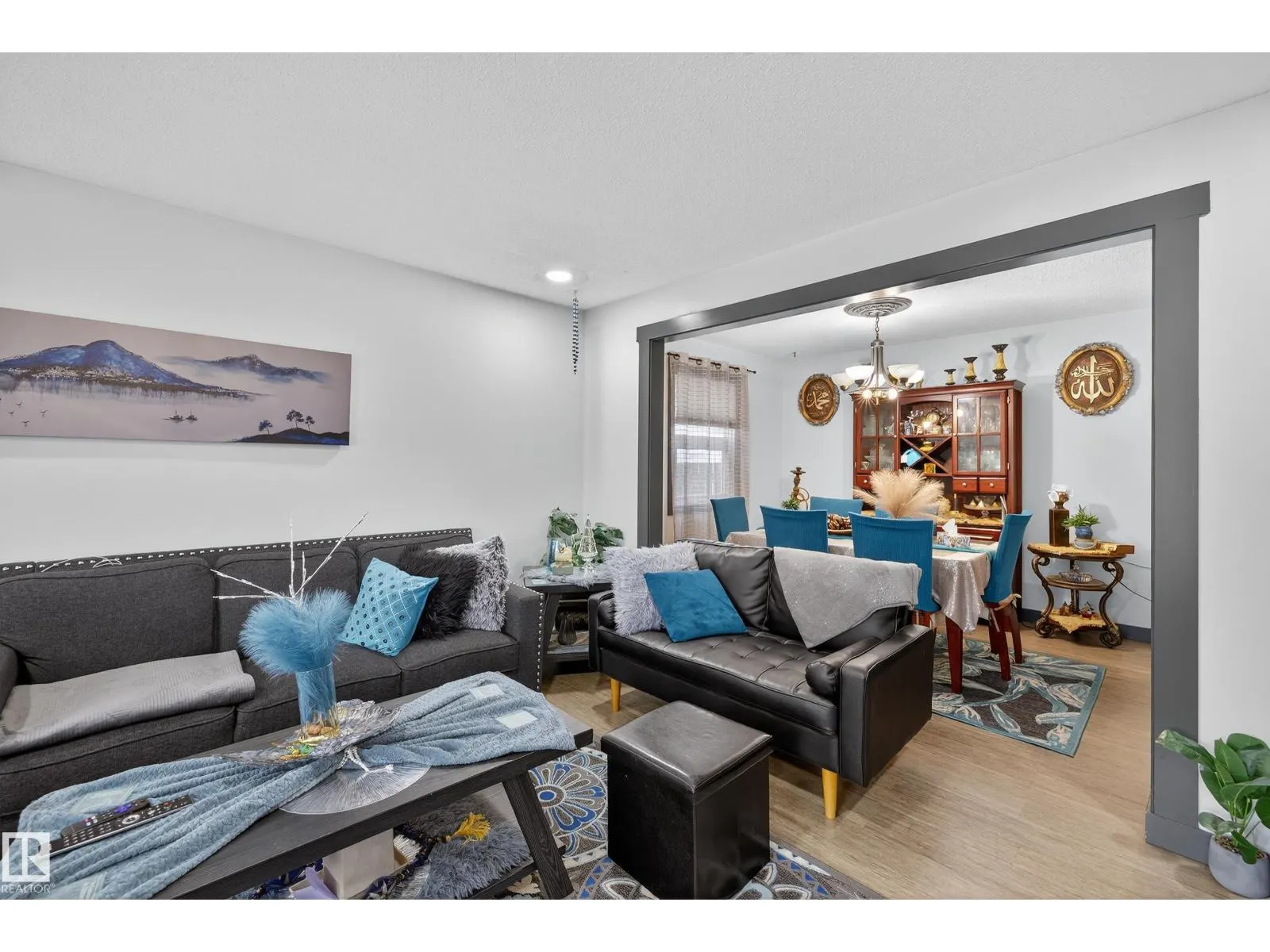10304 164 AV NW