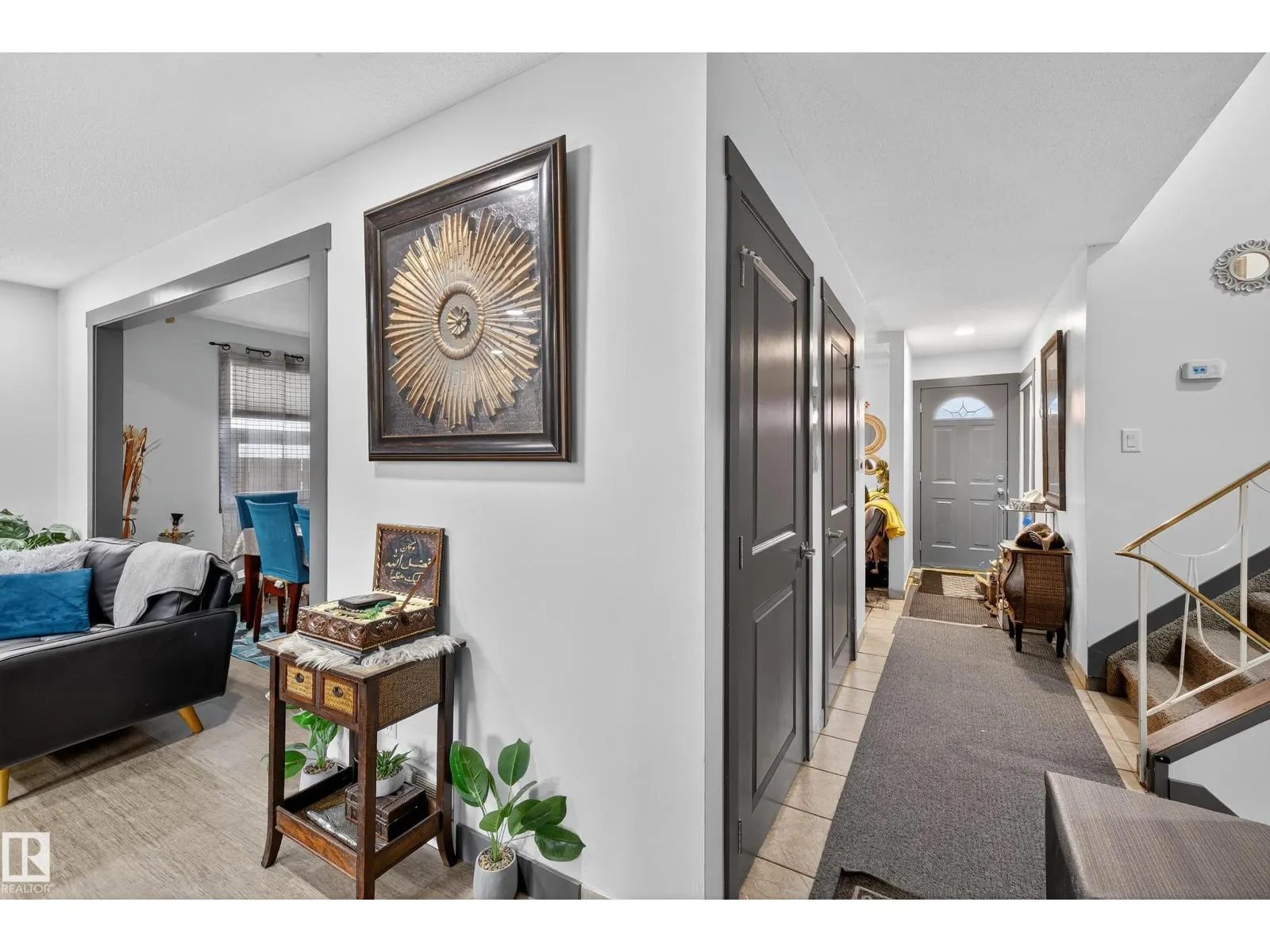 10304 164 AV NW