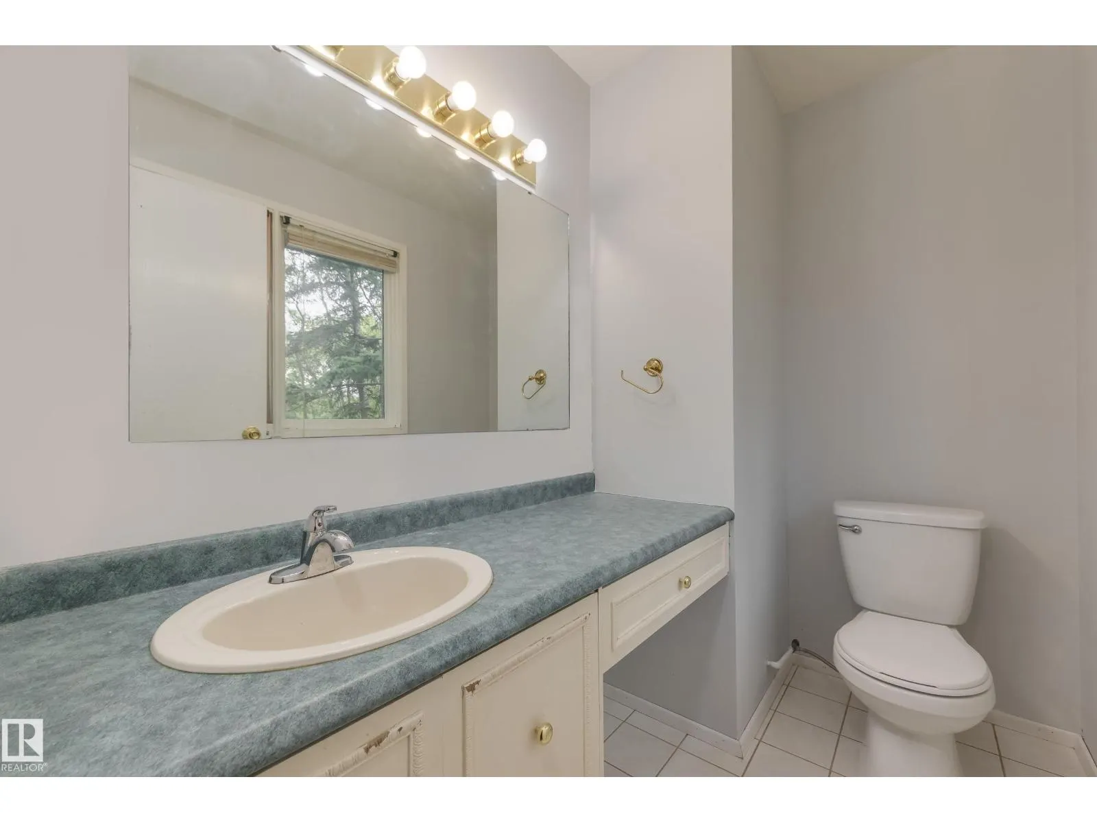 #253 52152 RGE ROAD 225