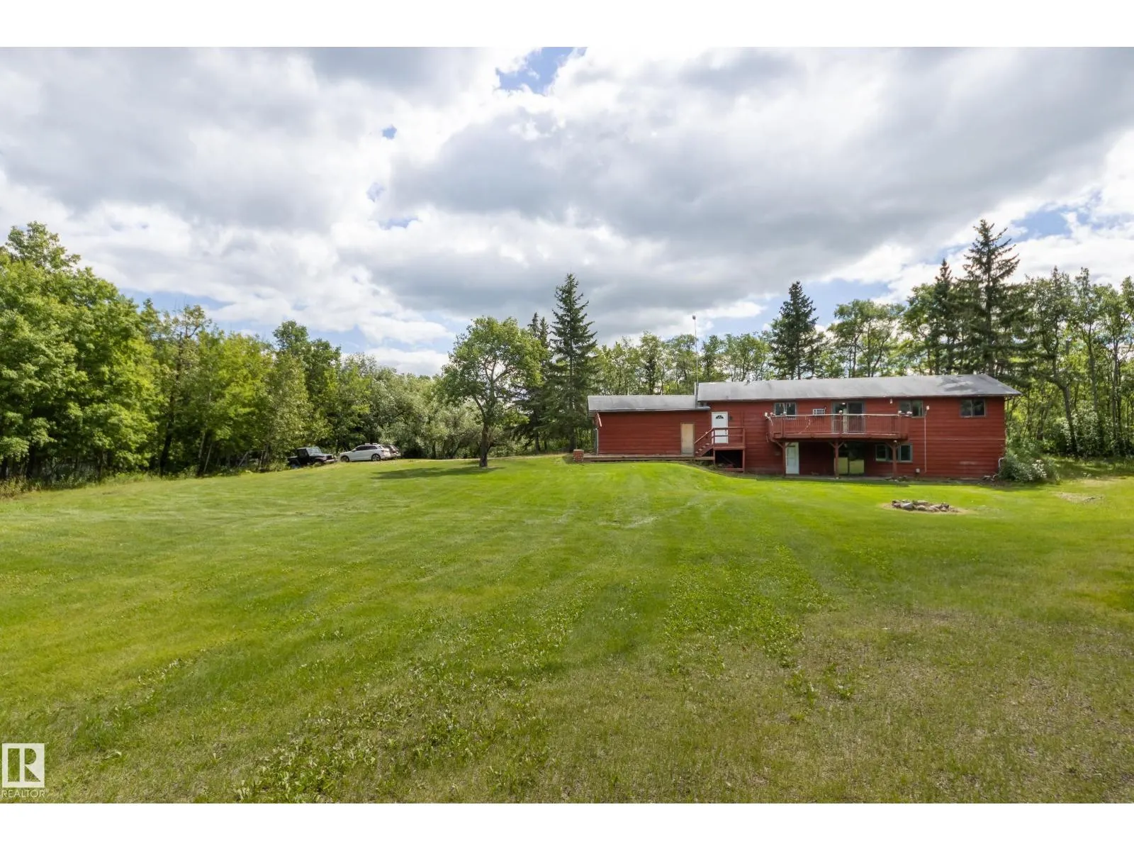 #253 52152 RGE ROAD 225