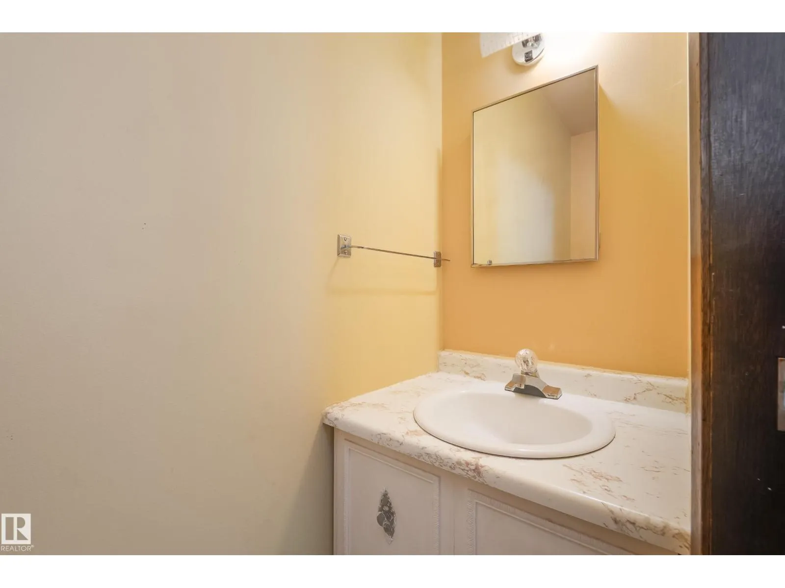 #253 52152 RGE ROAD 225