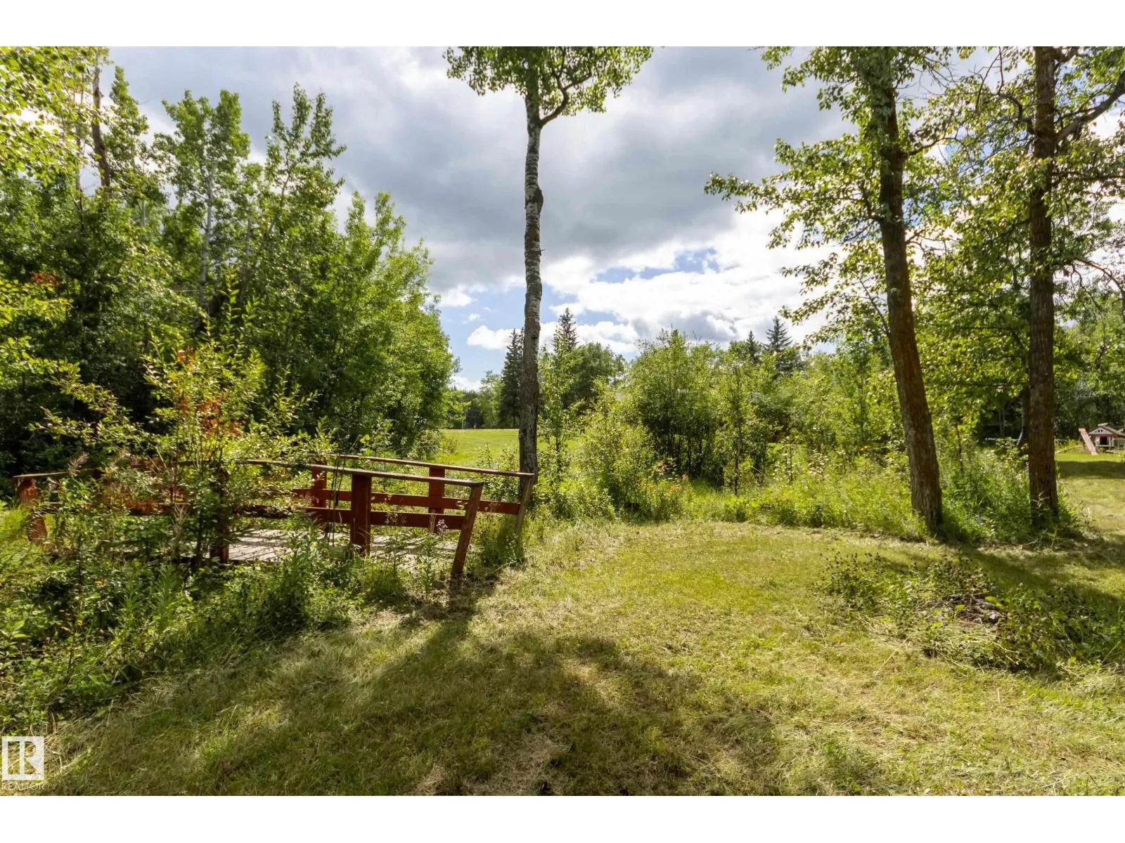 #253 52152 RGE ROAD 225