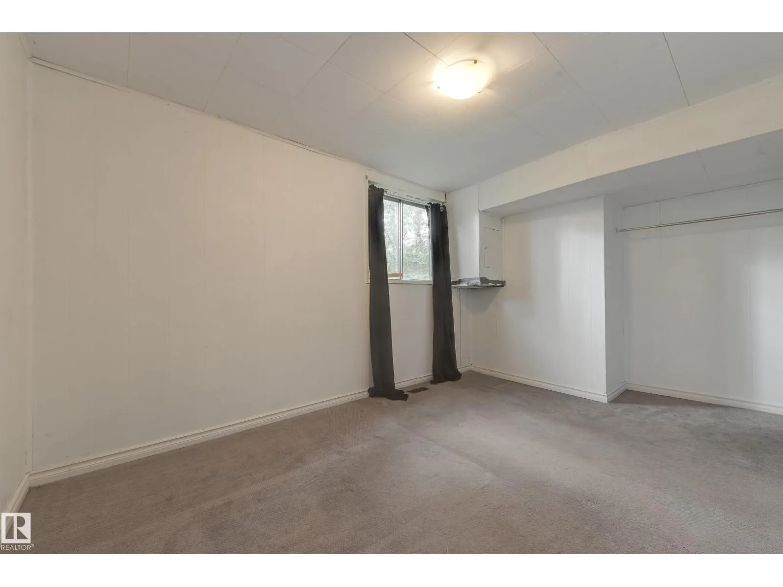 #253 52152 RGE ROAD 225