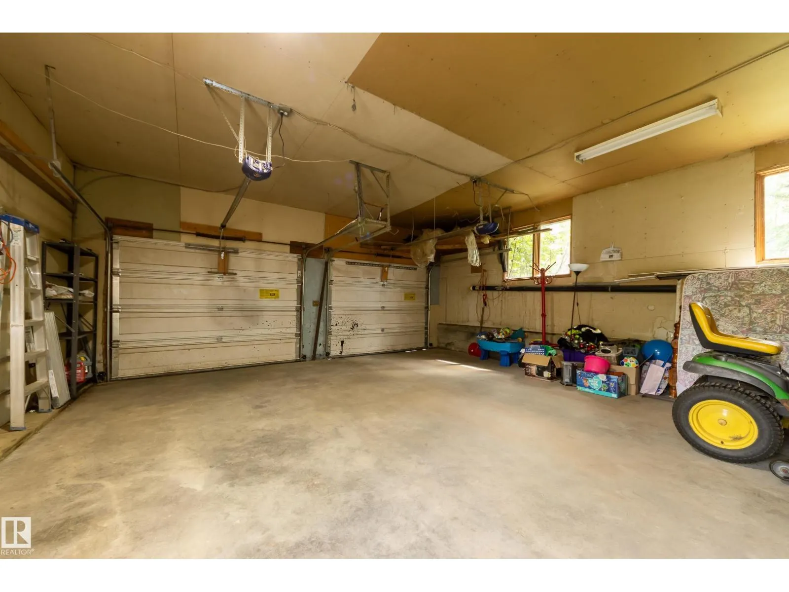 #253 52152 RGE ROAD 225