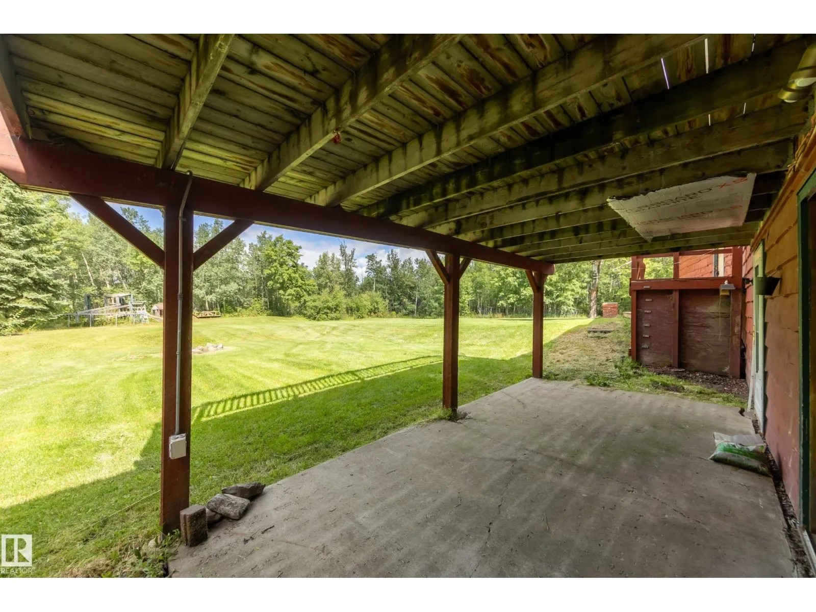 #253 52152 RGE ROAD 225