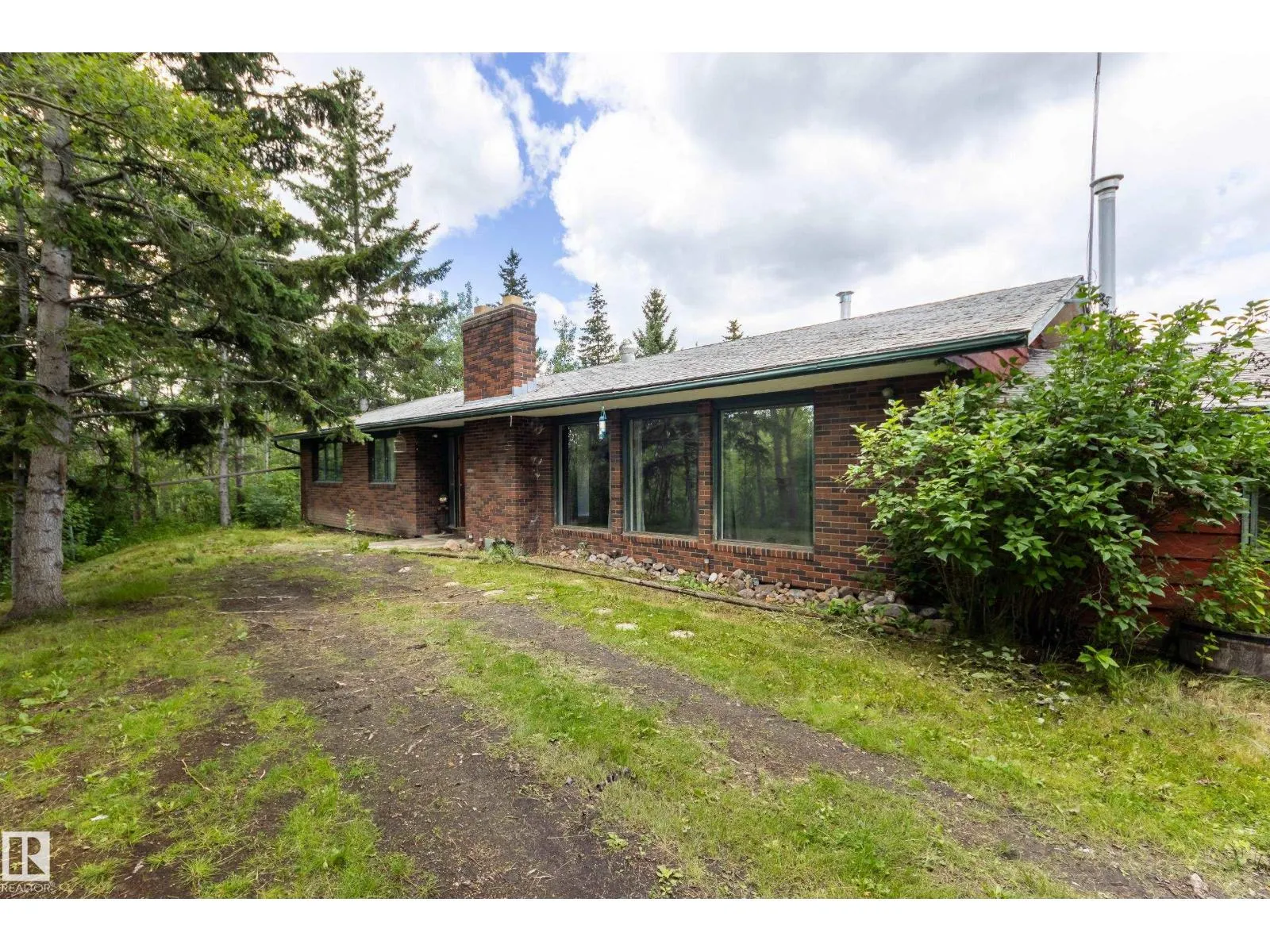 #253 52152 RGE ROAD 225
