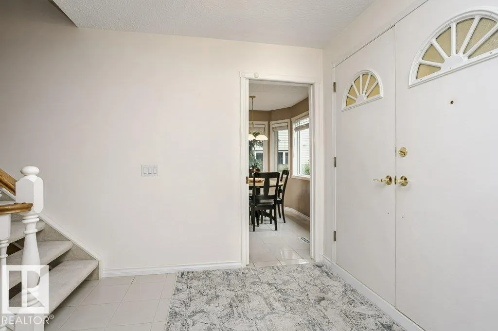 1027 109 ST NW