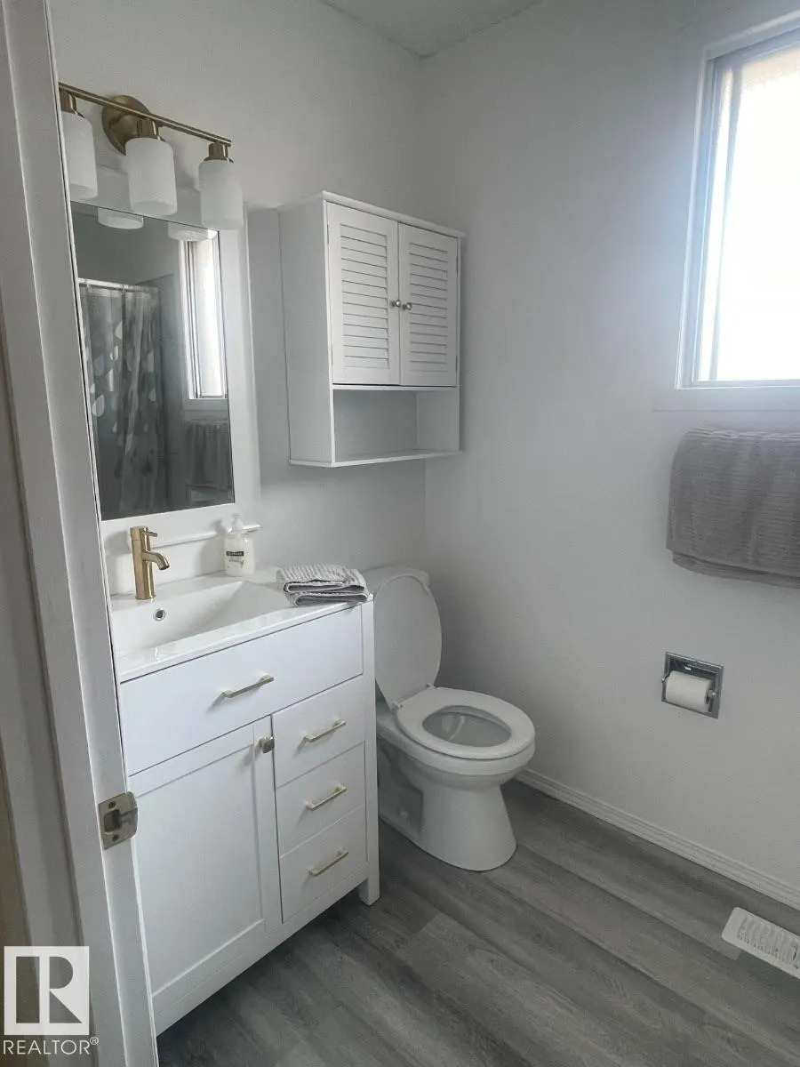 5103 110 ST NW