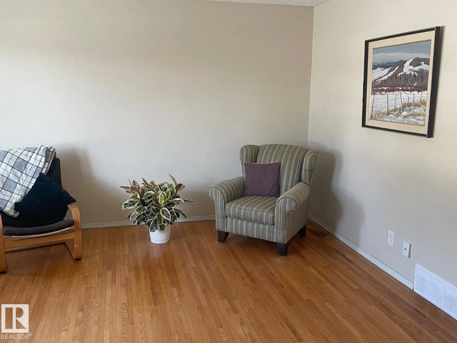 5103 110 ST NW