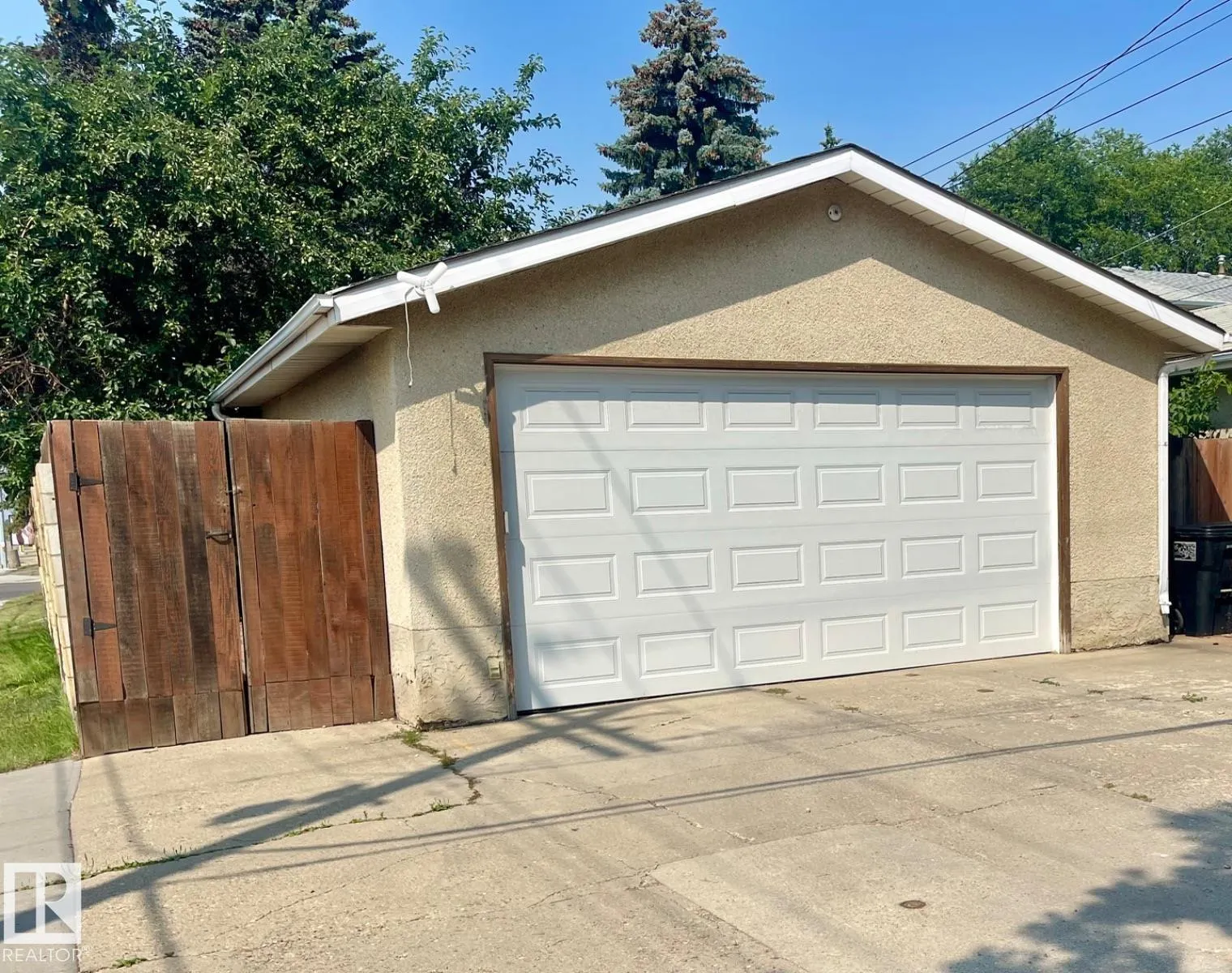 5103 110 ST NW