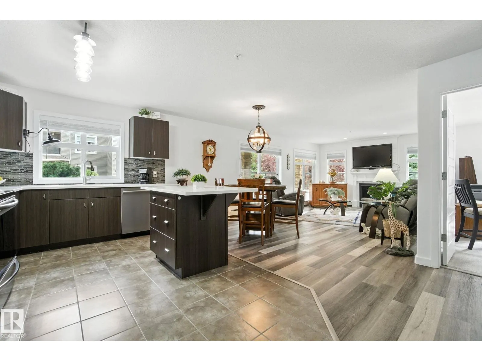 #134 11505 ELLERSLIE RD SW