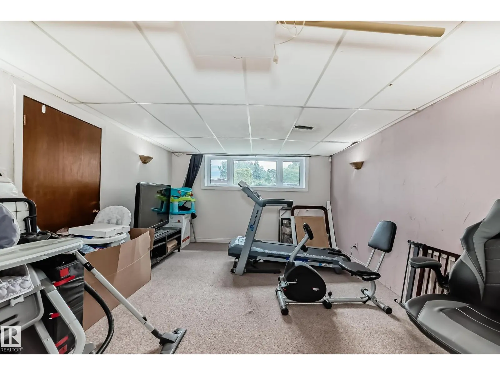 9608 169 ST NW
