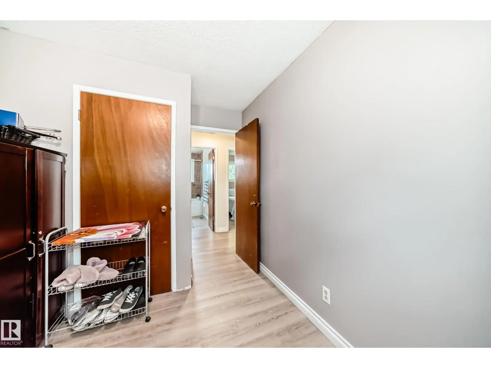 9608 169 ST NW