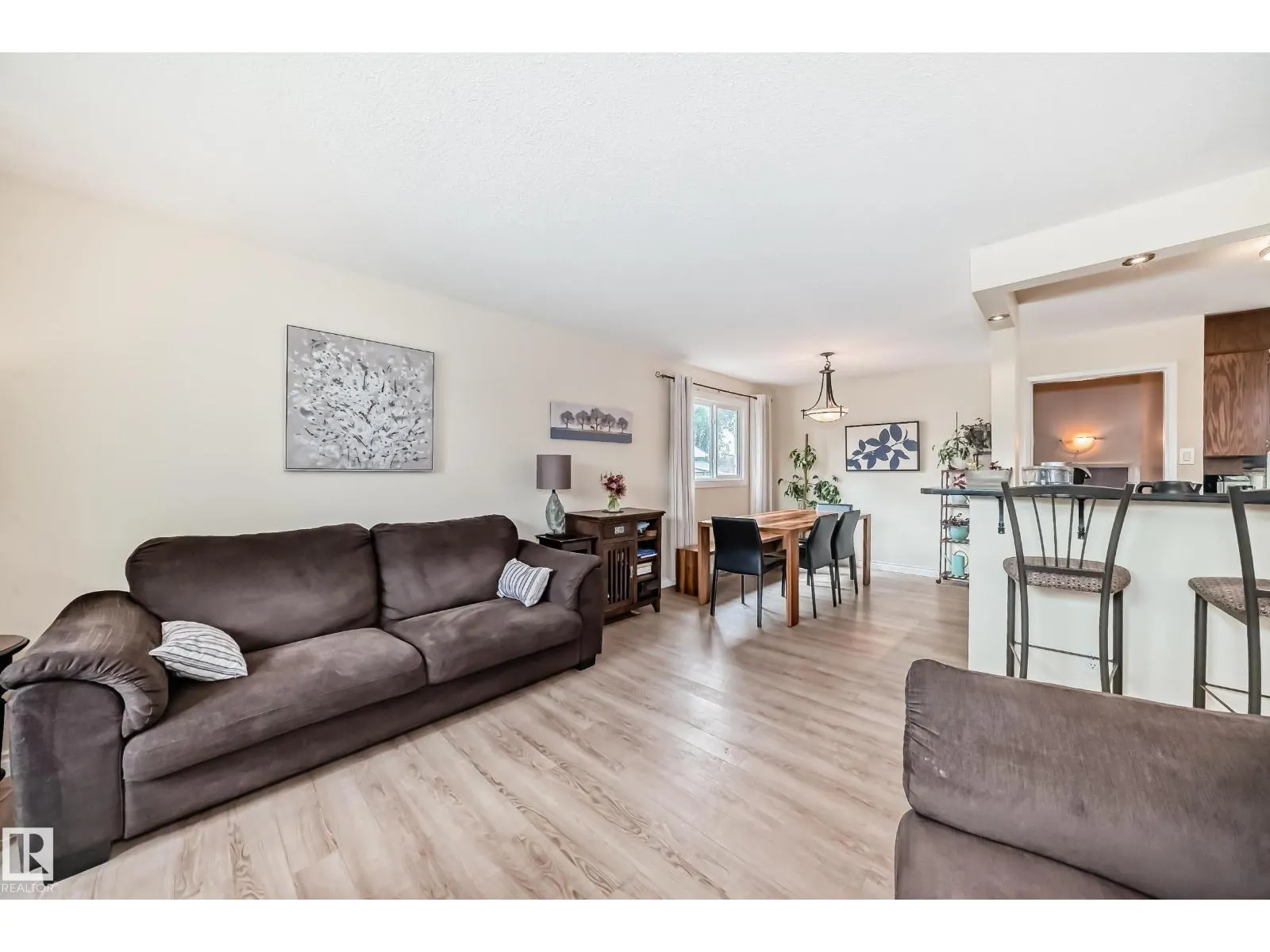 9608 169 ST NW