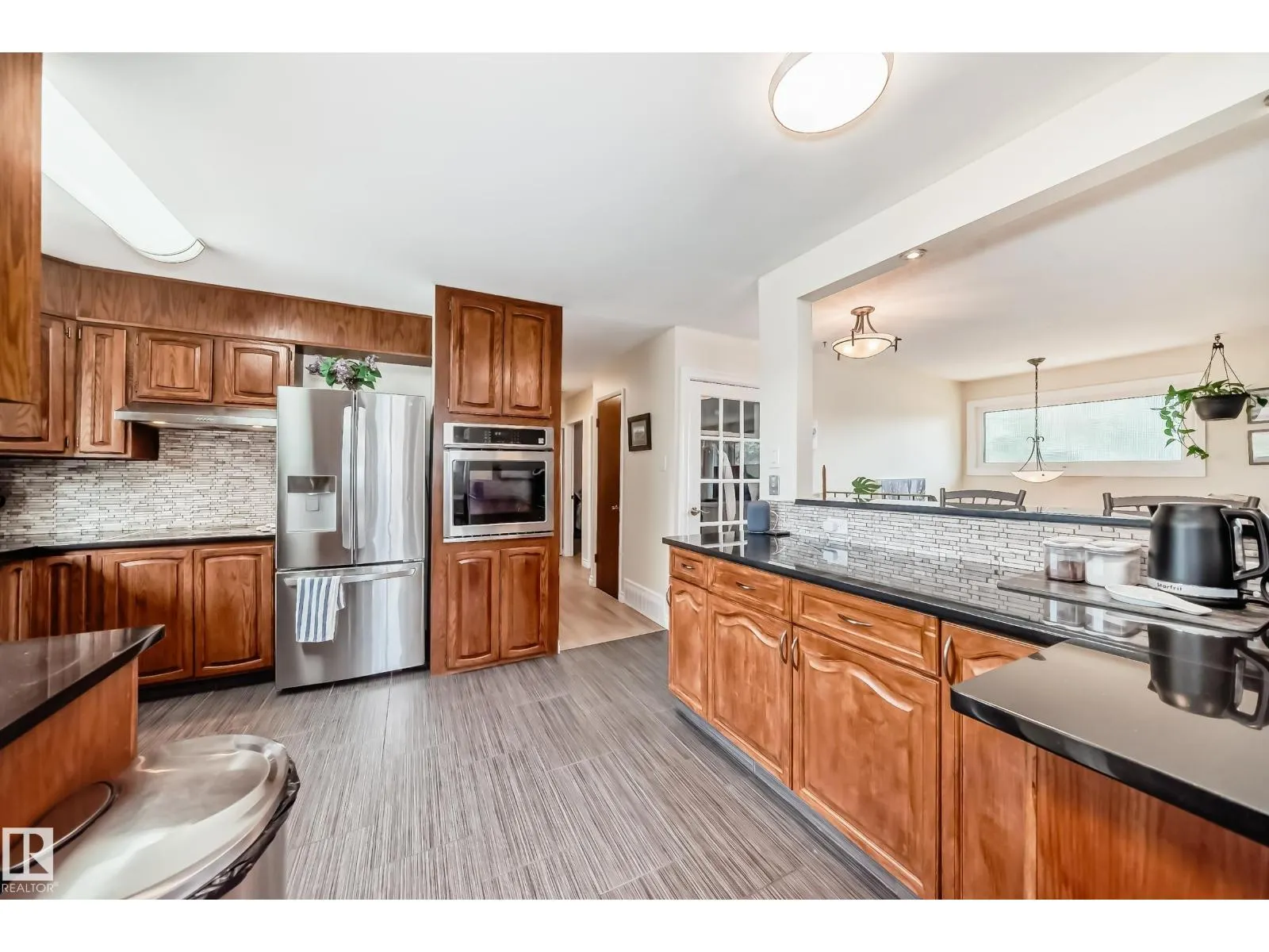 9608 169 ST NW