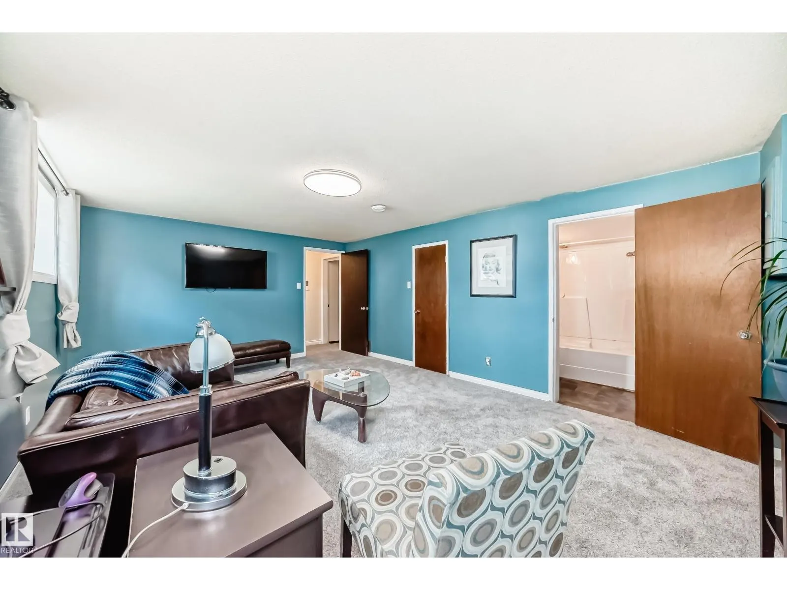 9608 169 ST NW