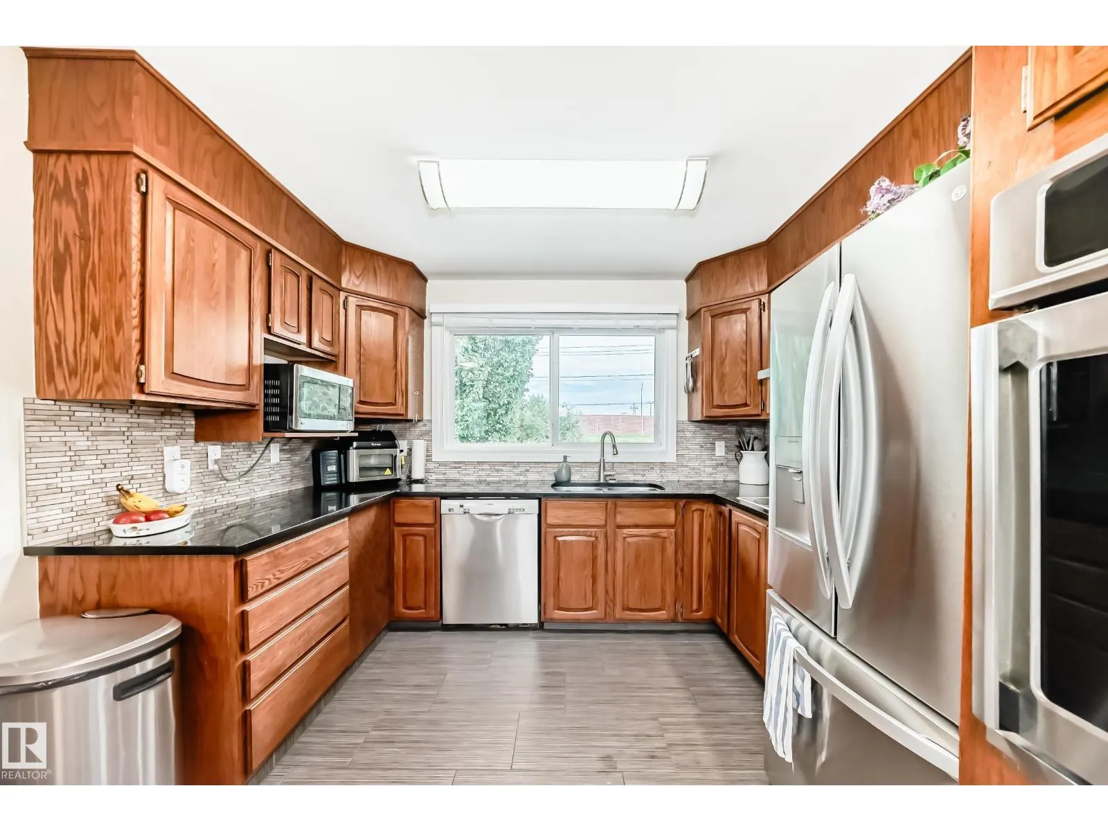9608 169 ST NW