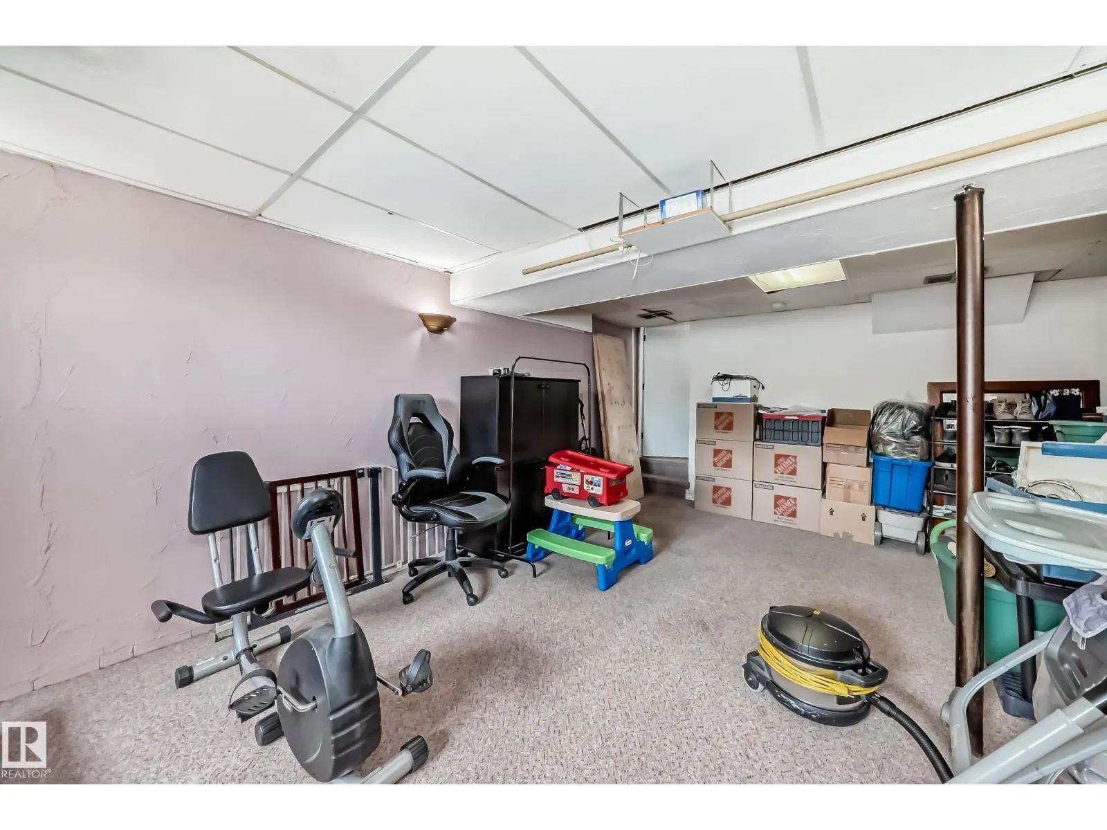 9608 169 ST NW