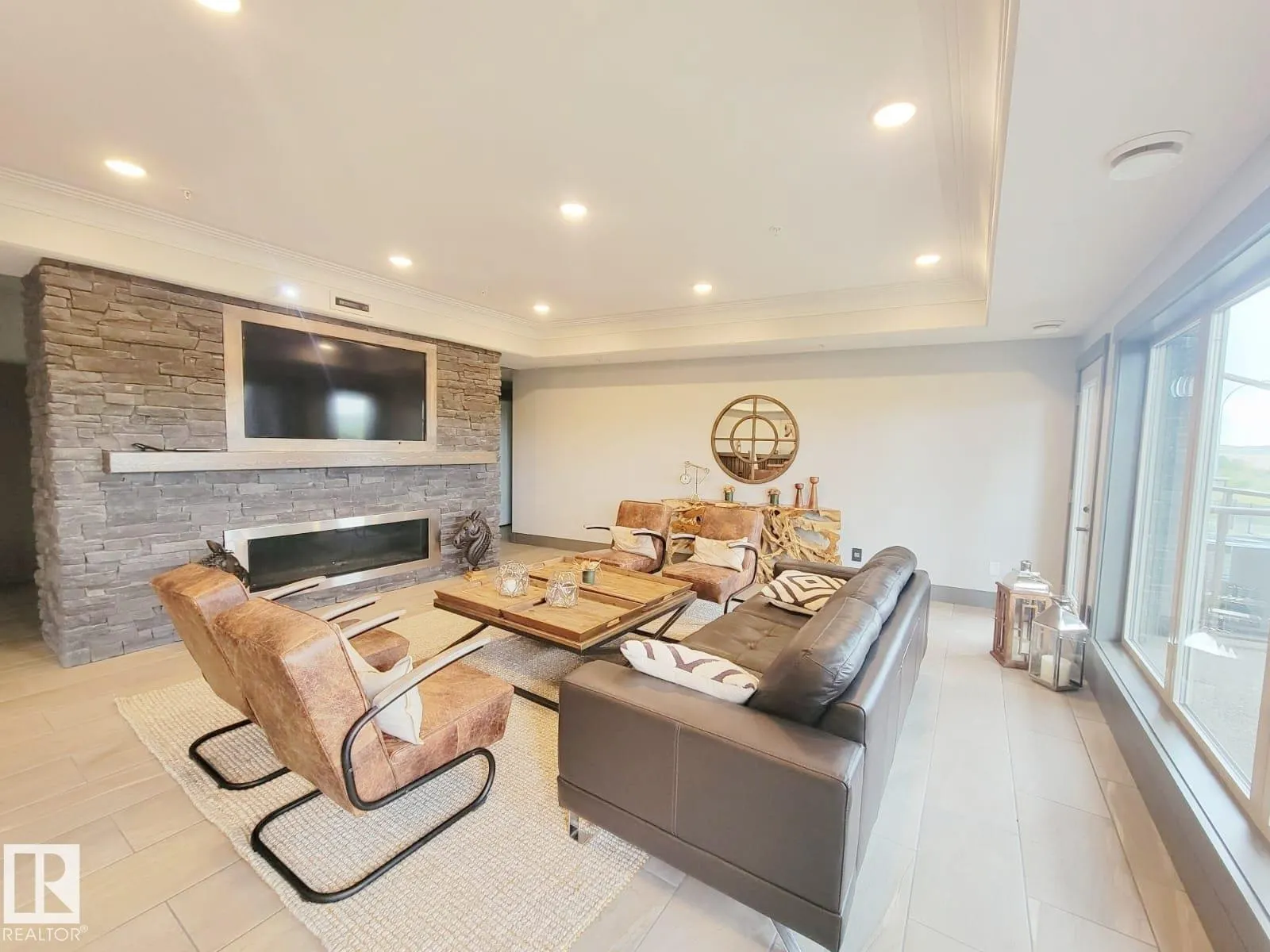 #408 5201 Brougham DR