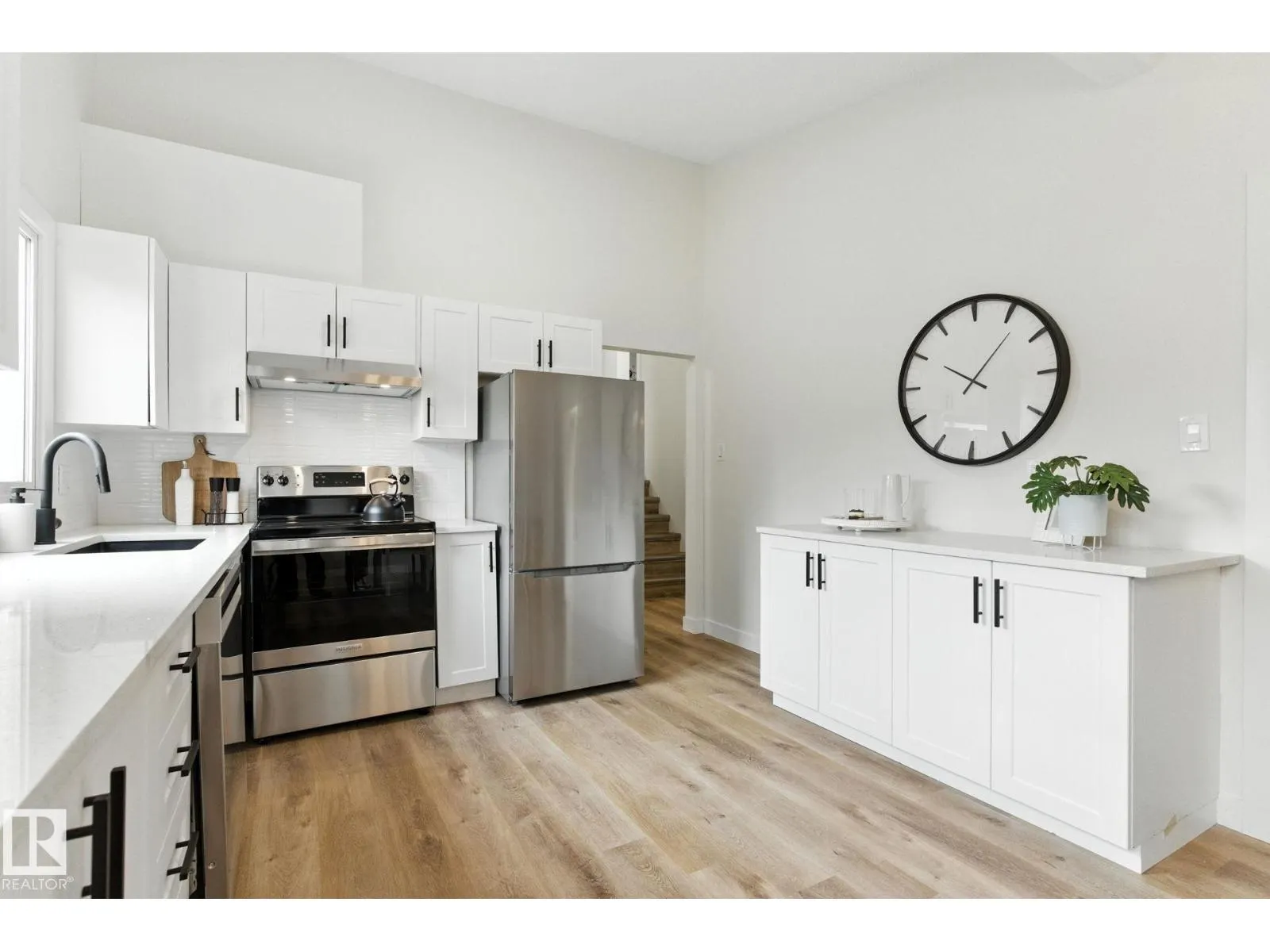 1 SYLVAN DR