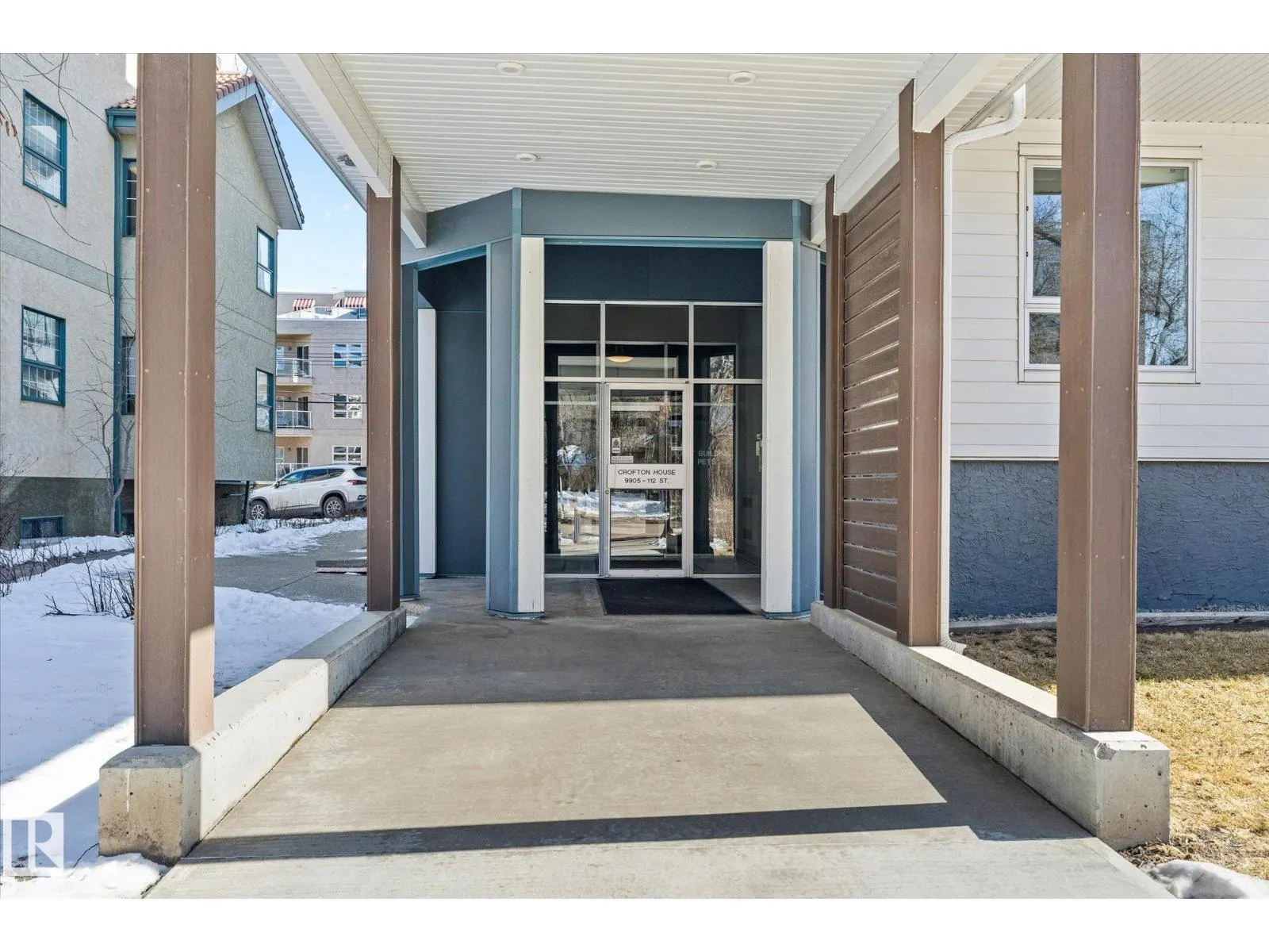 #202 9905 112 ST NW