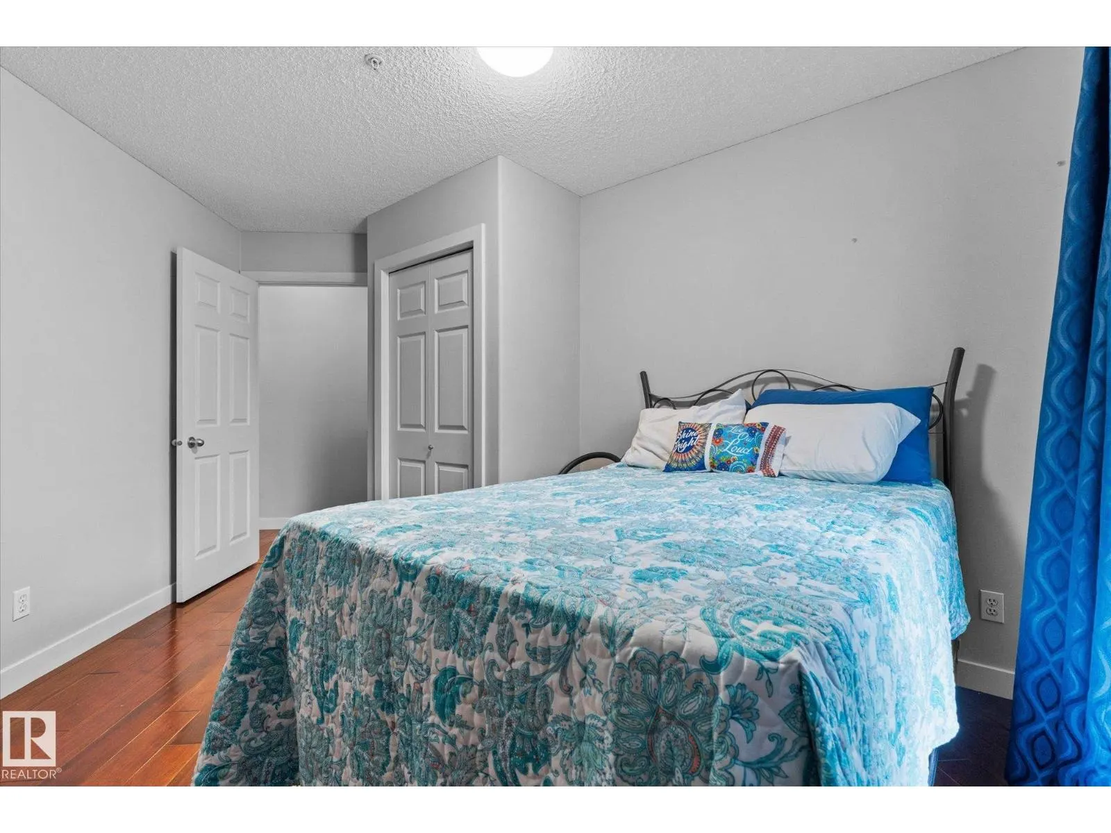 #202 9905 112 ST NW