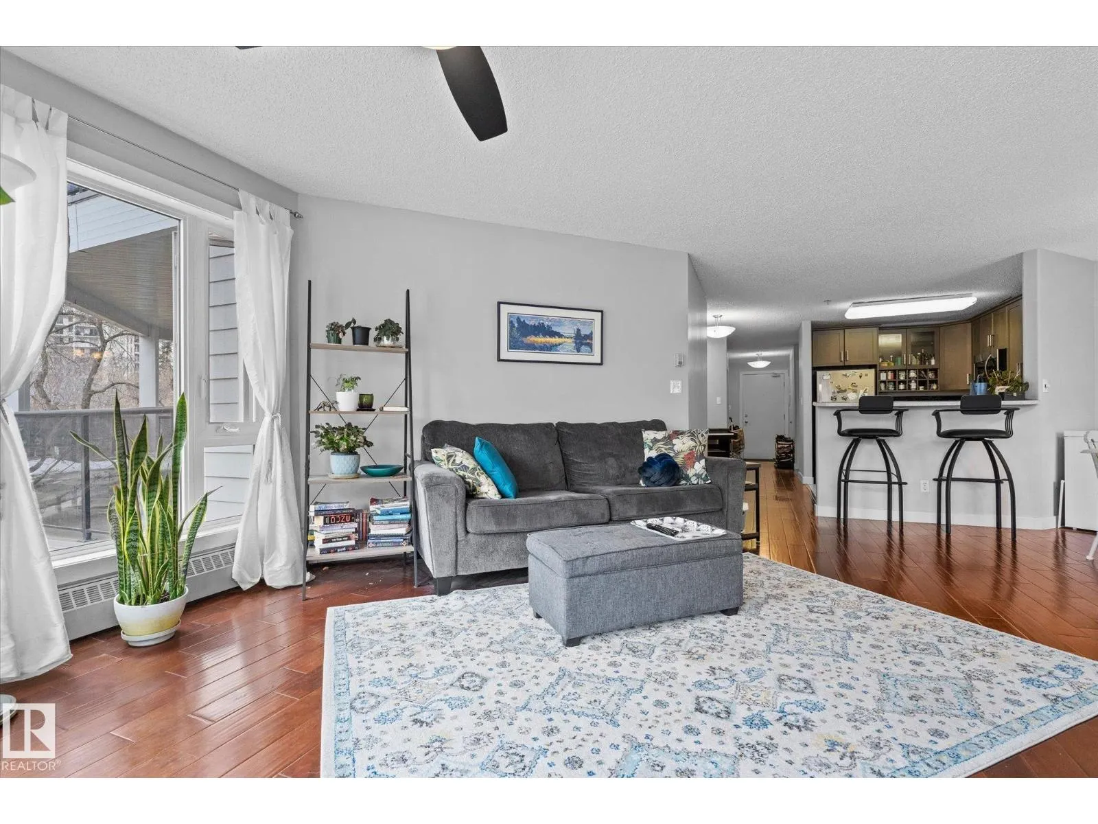 #202 9905 112 ST NW