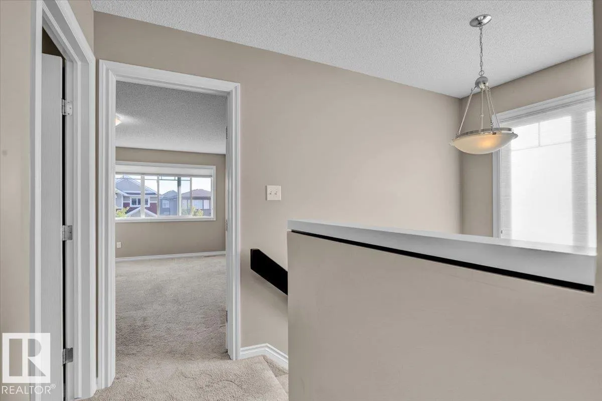 3704 WEIDLE CR SW
