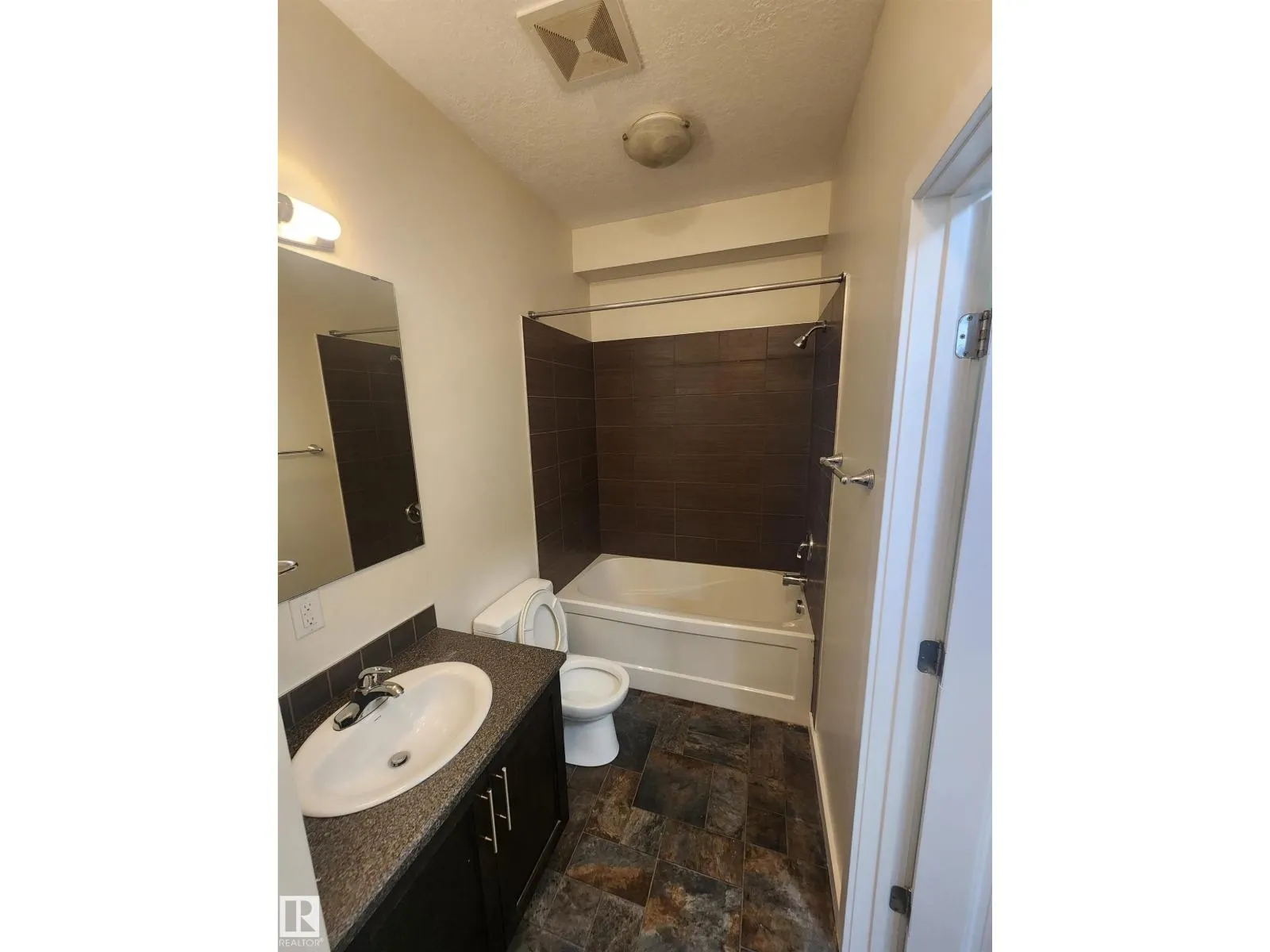 12246 103 ST NW