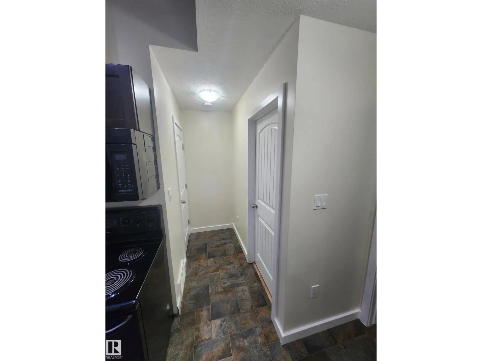 12246 103 ST NW