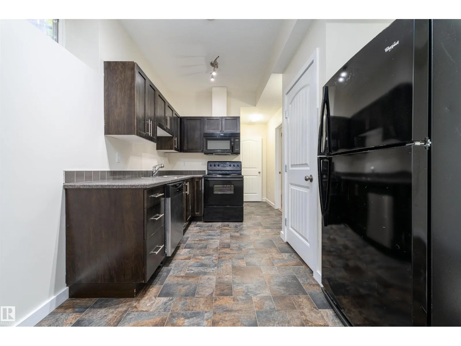 12246 103 ST NW