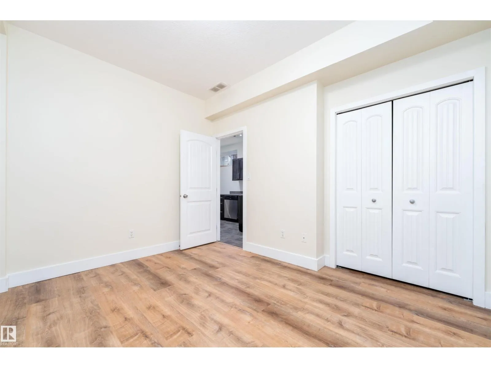 12246 103 ST NW