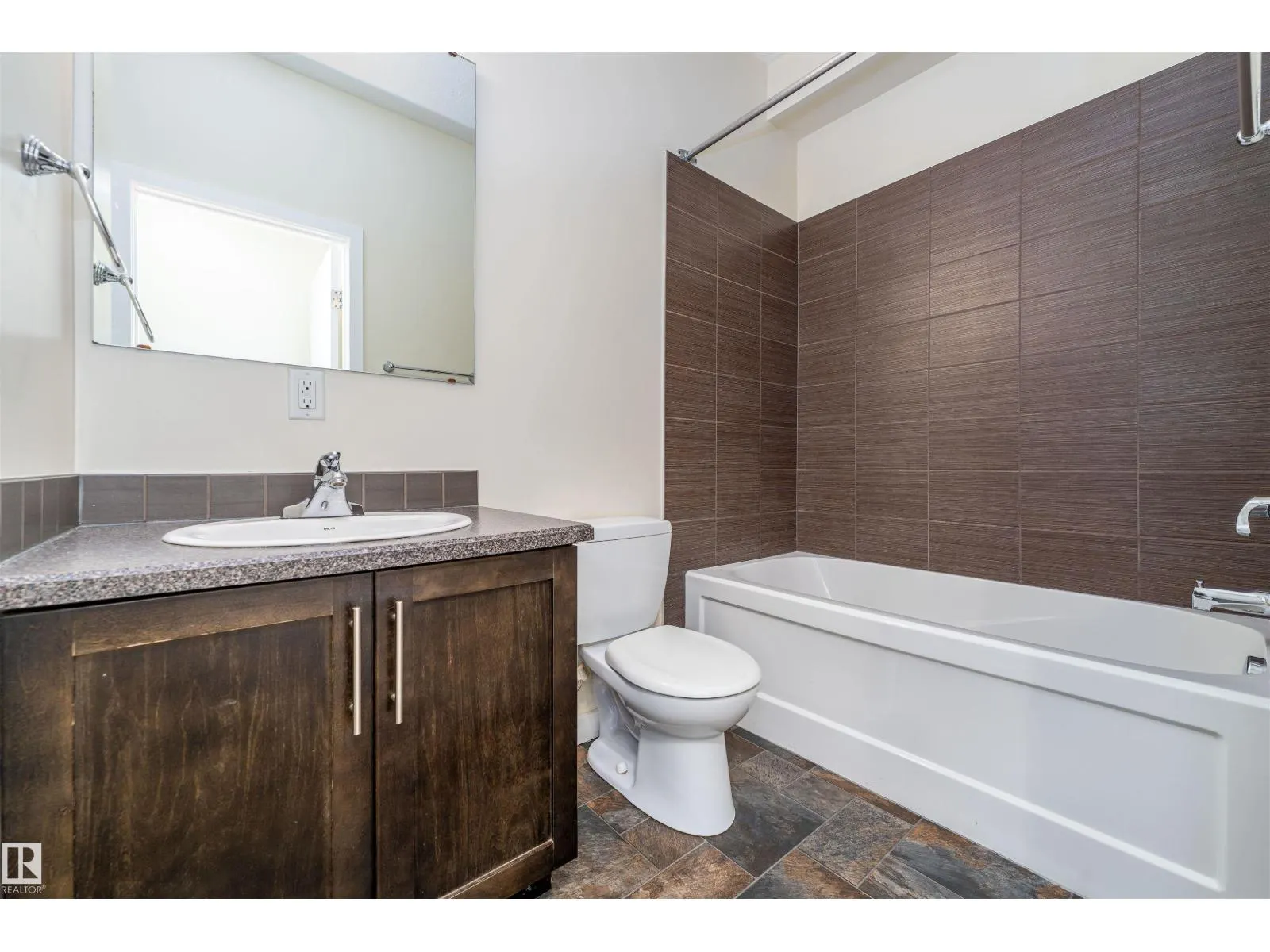12246 103 ST NW