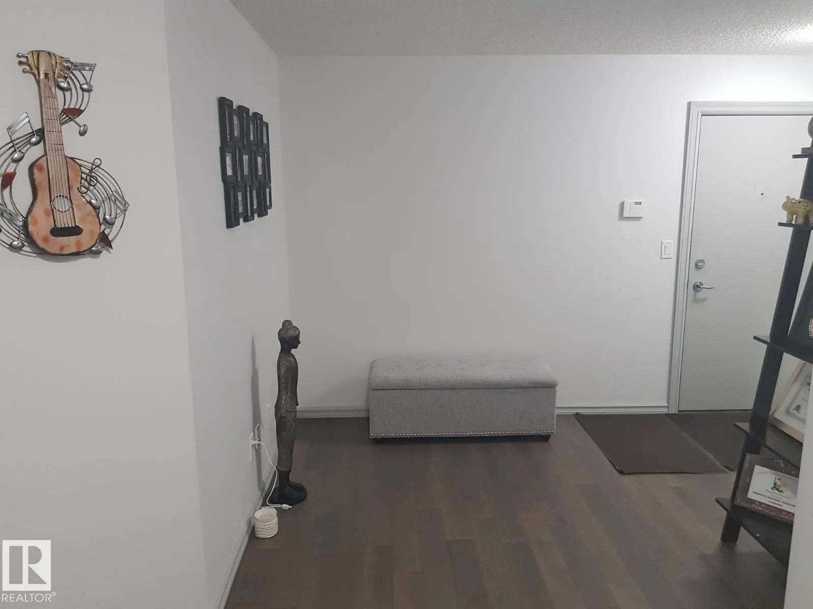 #117 2204 44 AV NW