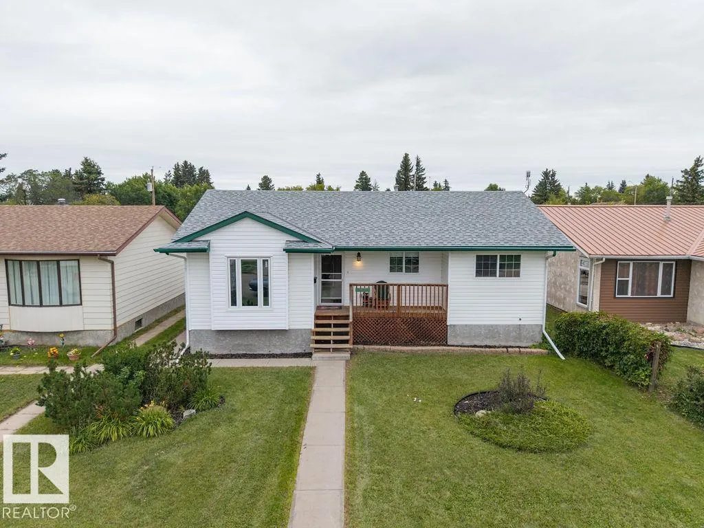 5026 53 Ave