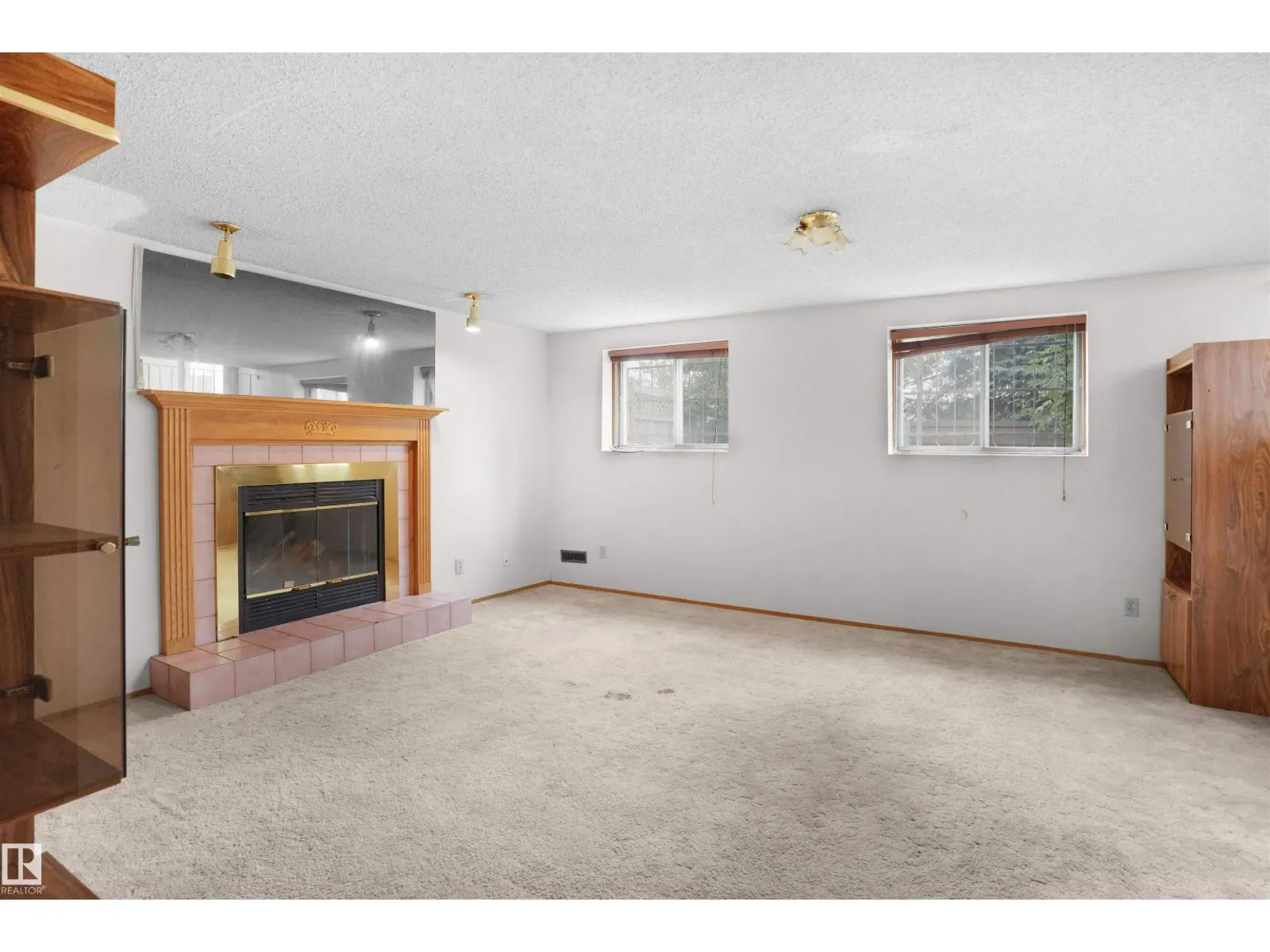 2408 49A ST NW