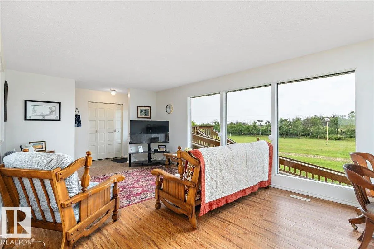49032 Range Road 160