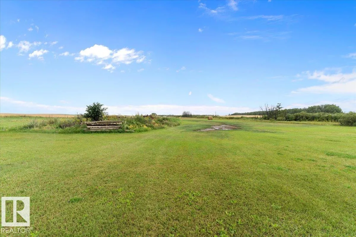49032 Range Road 160