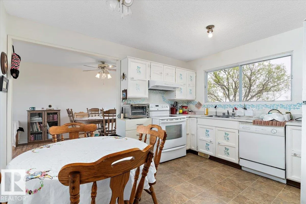 49032 Range Road 160