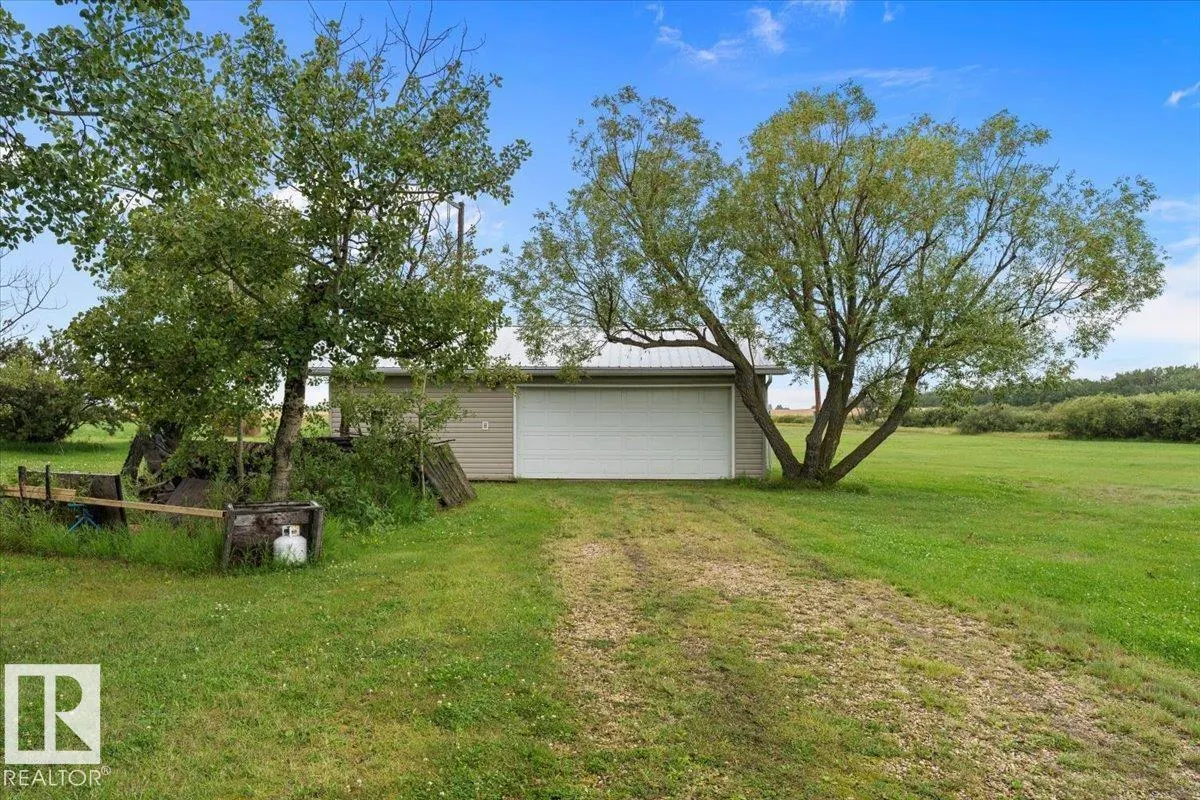 49032 Range Road 160