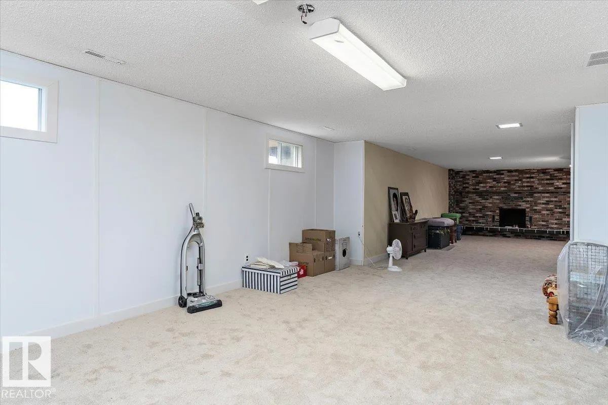 49032 Range Road 160
