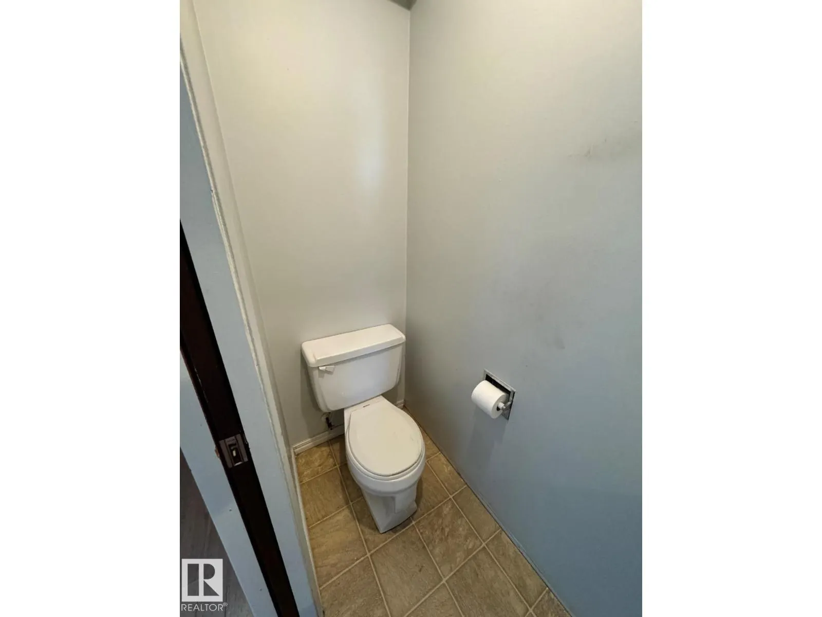 #205 11429 124 ST NW