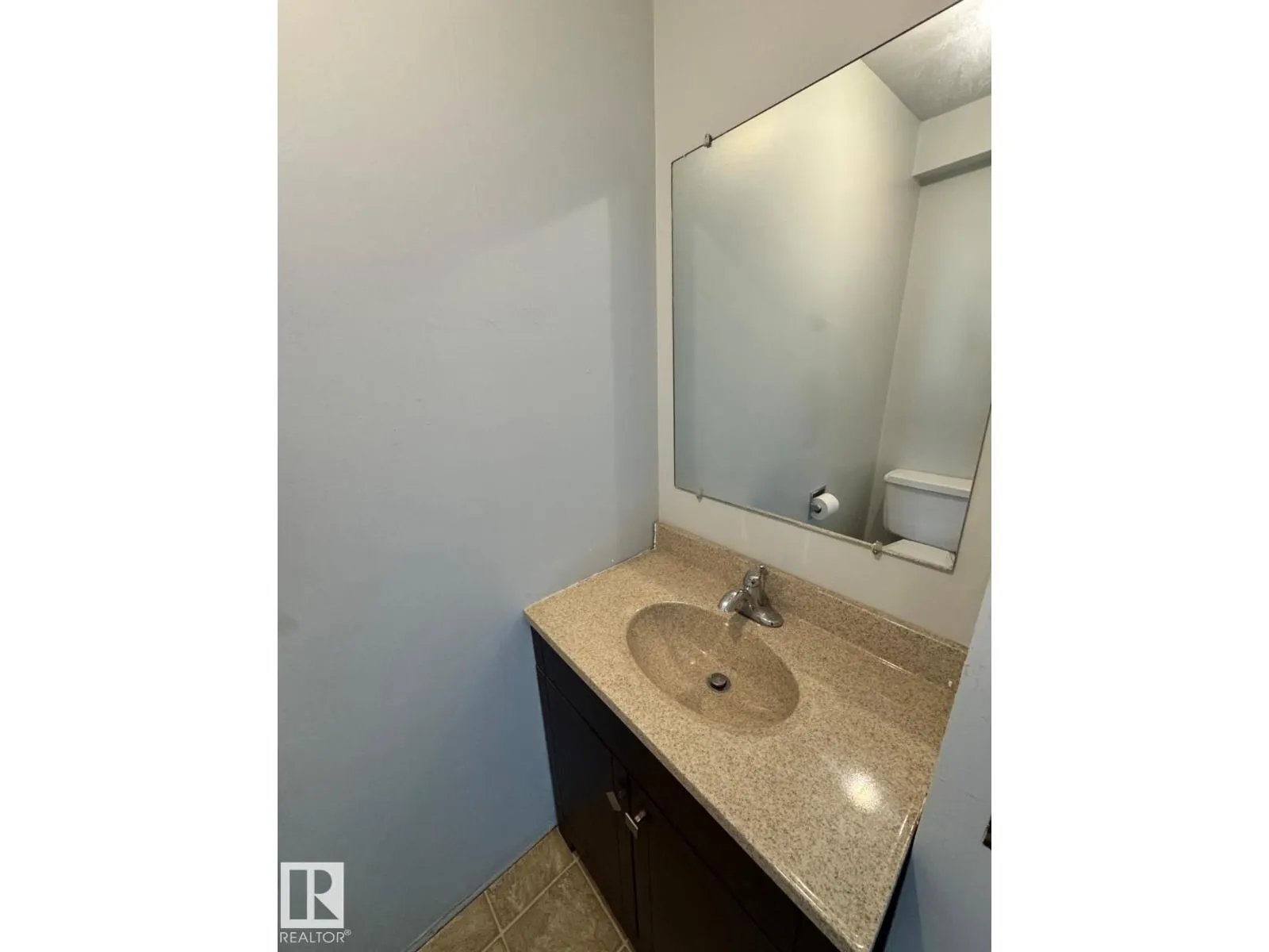 #205 11429 124 ST NW