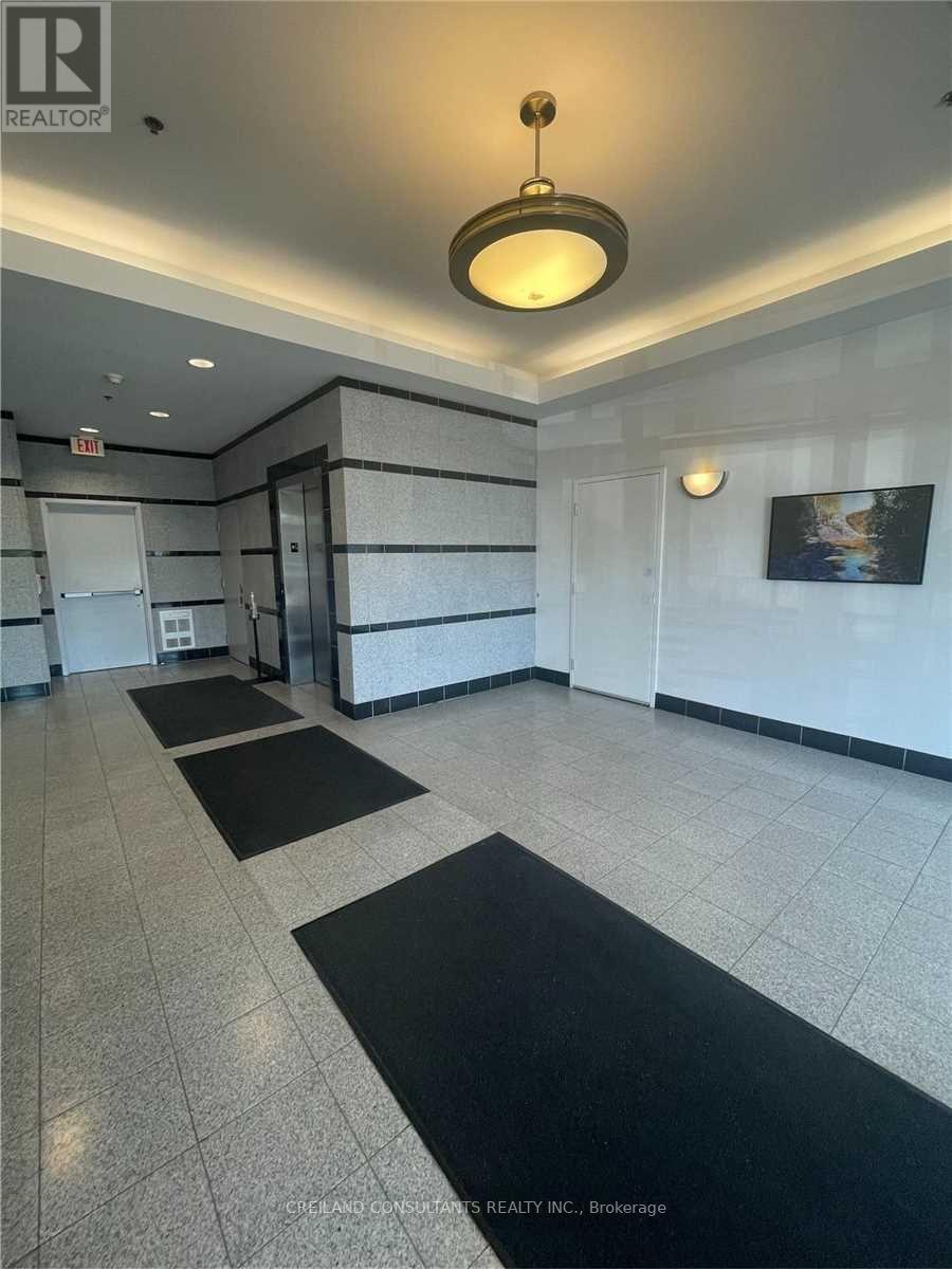 #210 -1 ROSSLAND RD W, #210
