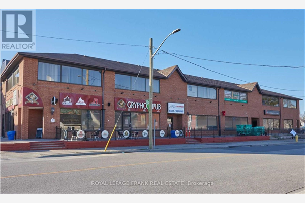 114 DUNDAS ST E, Whitby